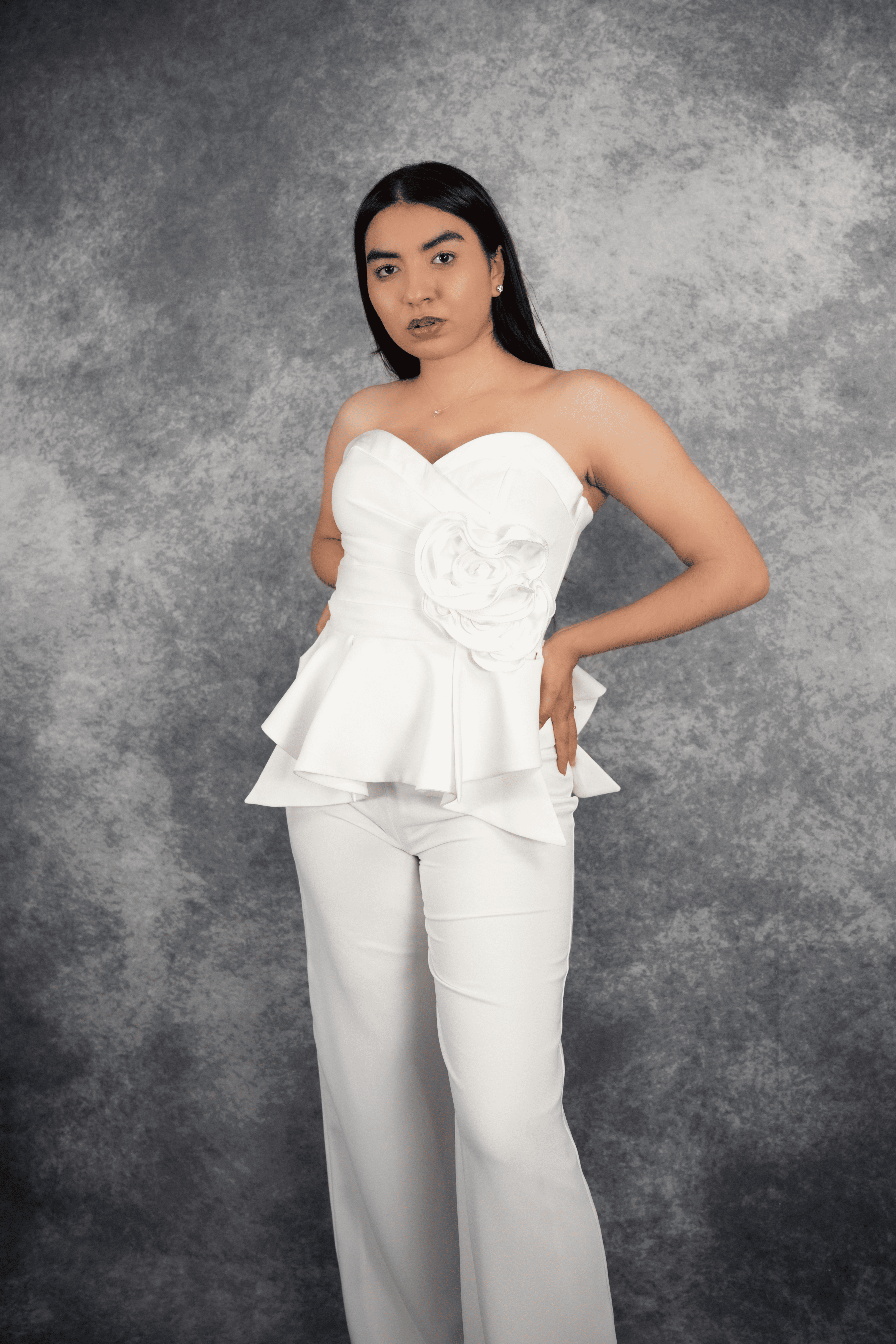 Ensemble Bustier Pantalon Haut Bustier & Pantalon Tailleur Chic Élégant Look Moderne Raffiné Sans Excès pour Occasions Spéciales